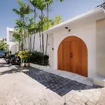 Villa Batu Putih 3 Seminyak